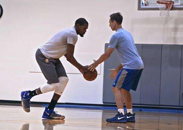 终保持在高 终保持在高